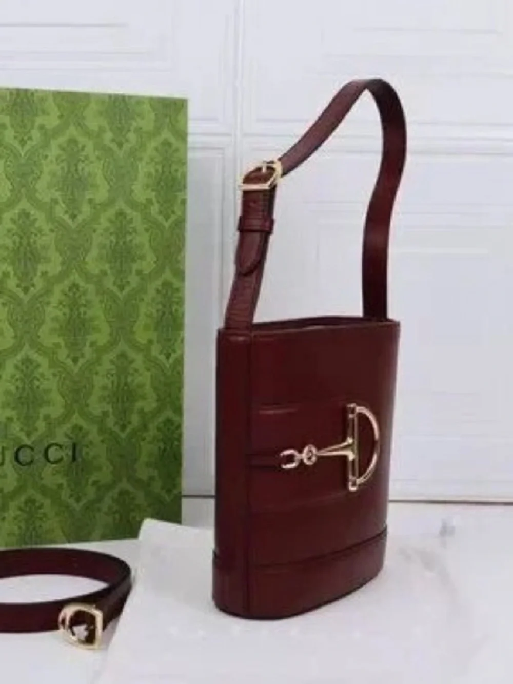 Gucci shoulder bags